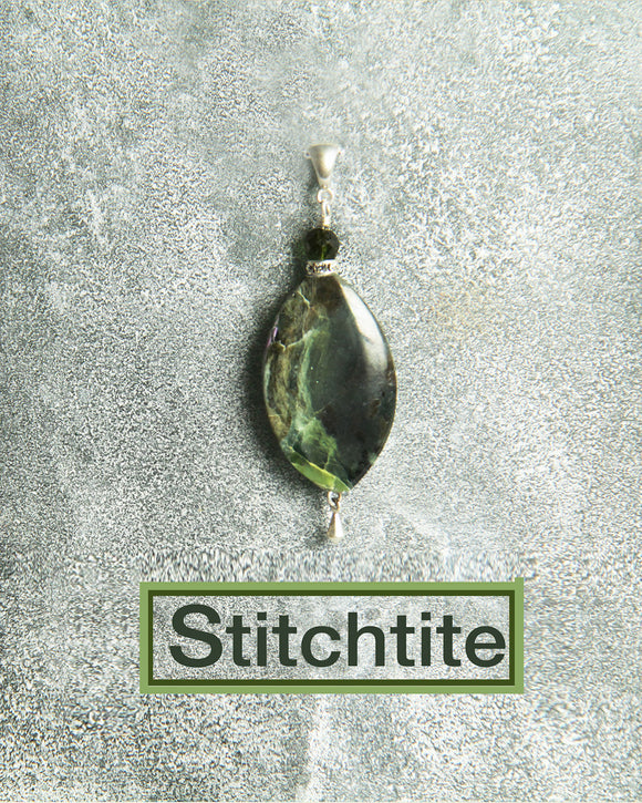 Stitchtite Pendant for Heart Chakra